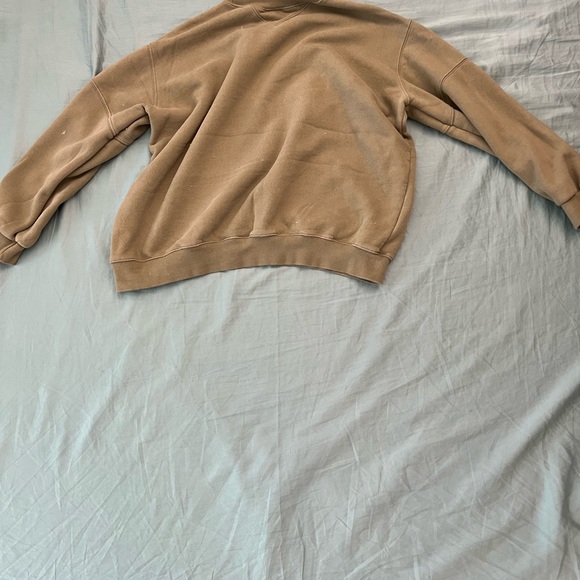 Top - Picture 2 of 2